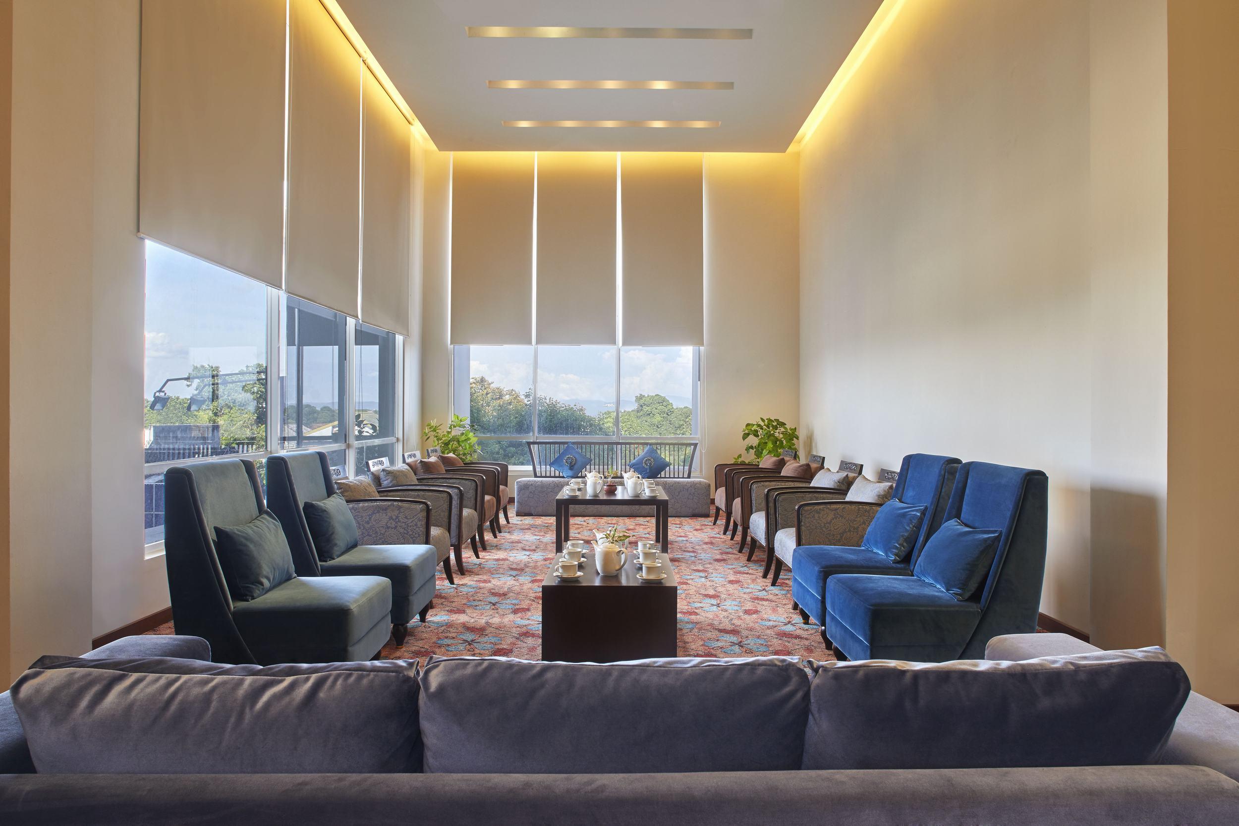 Jambuluwuk Malioboro Hotel Jogyakarta Zewnętrze zdjęcie The Club Lounge at the hotel