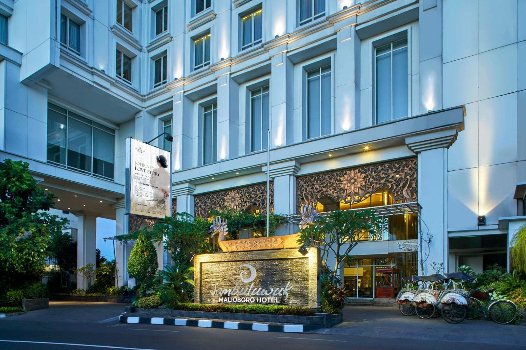 Jambuluwuk Malioboro Hotel Jogyakarta Zewnętrze zdjęcie Mercure Hotel, Jakarta